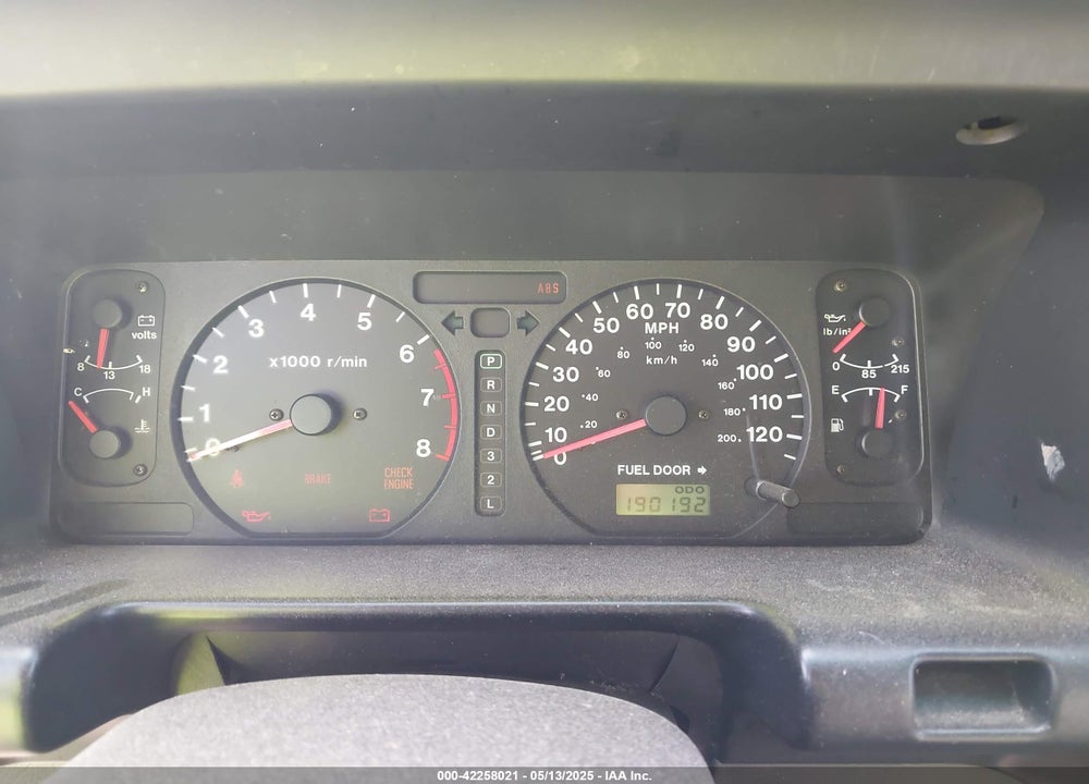 2002 ISUZU TROOPER LIMITED/LS/S VIN: JACDS58X427J11007
