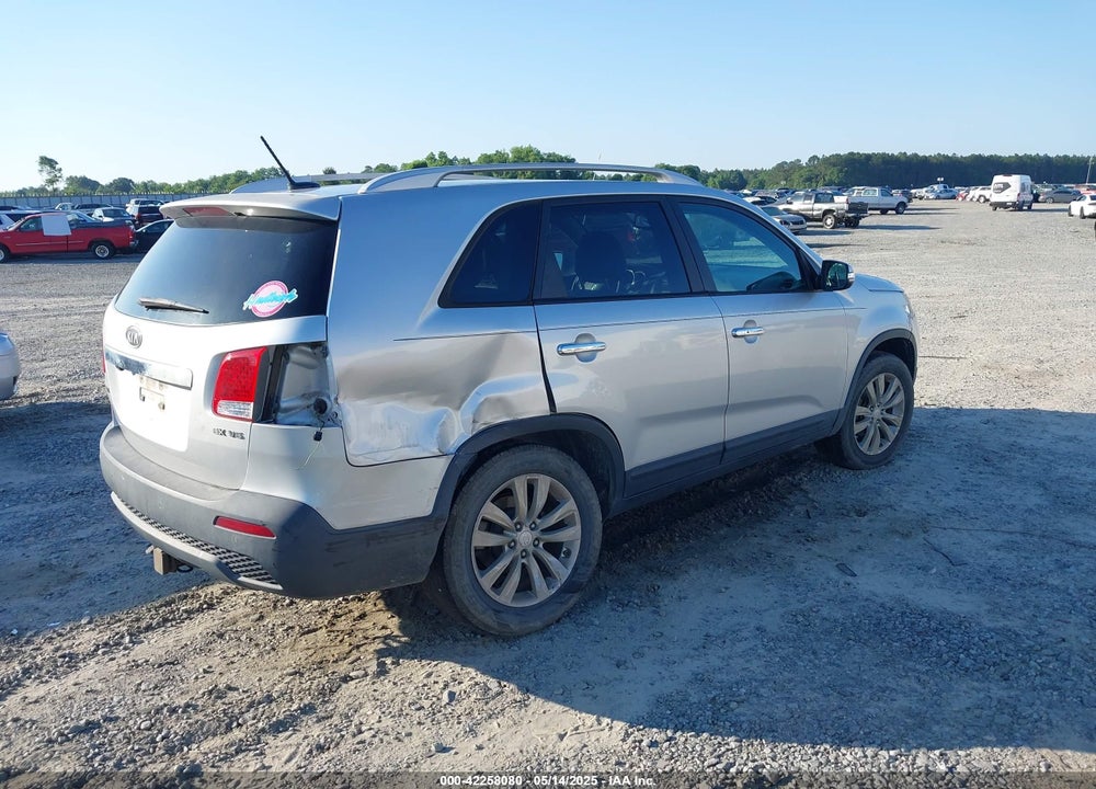 2011 KIA SORENTO EX V6 VIN: 5XYKU4A25BG022240