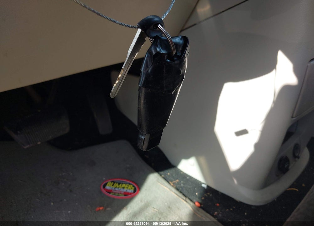 2013 DODGE GRAND CARAVAN SXT VIN: 2C4RDGCGXDR528685