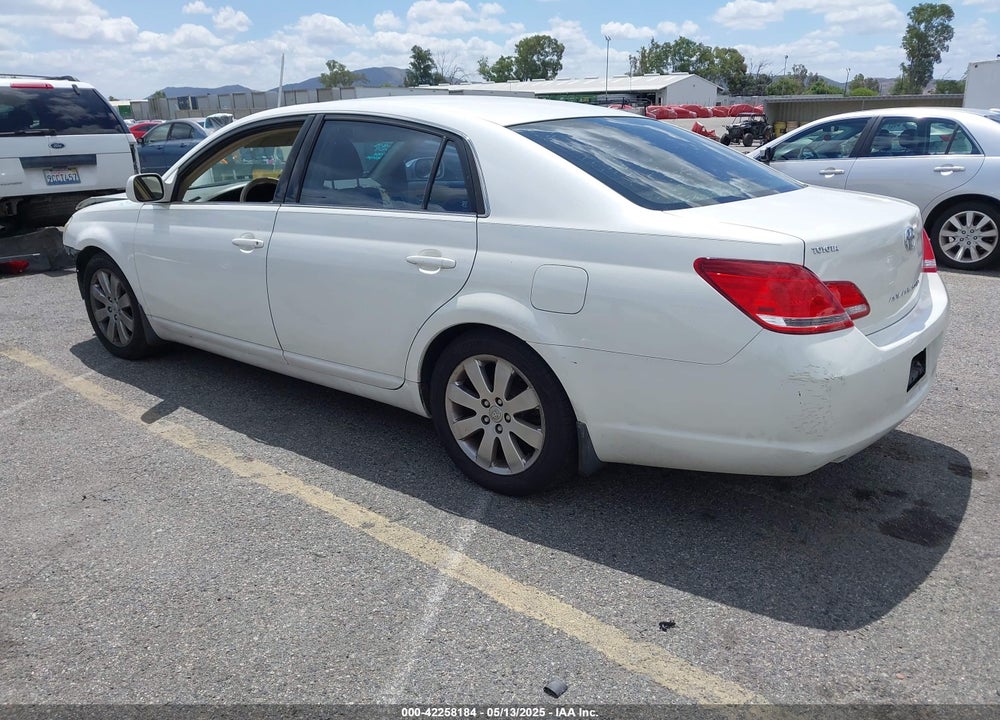 2005 TOYOTA AVALON XLS VIN: 4T1BK36B85U007285
