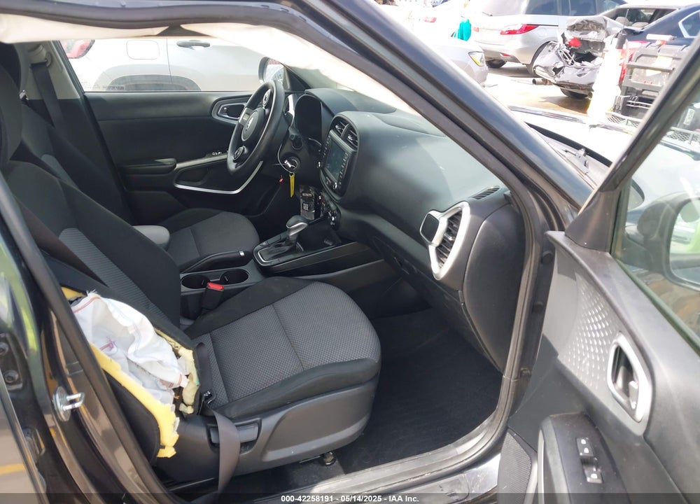 2021 KIA SOUL VIN: KNDJ23AUXM7787652