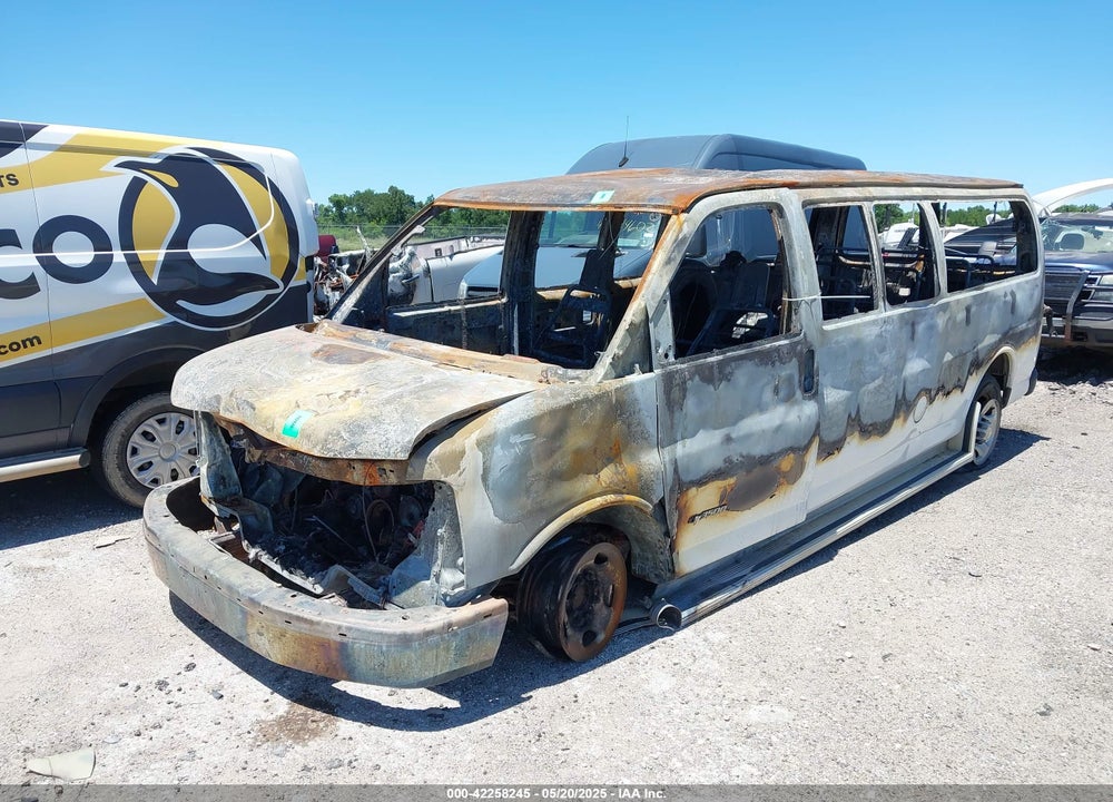 2005 CHEVROLET EXPRESS VIN: 1GAHG39U151159206