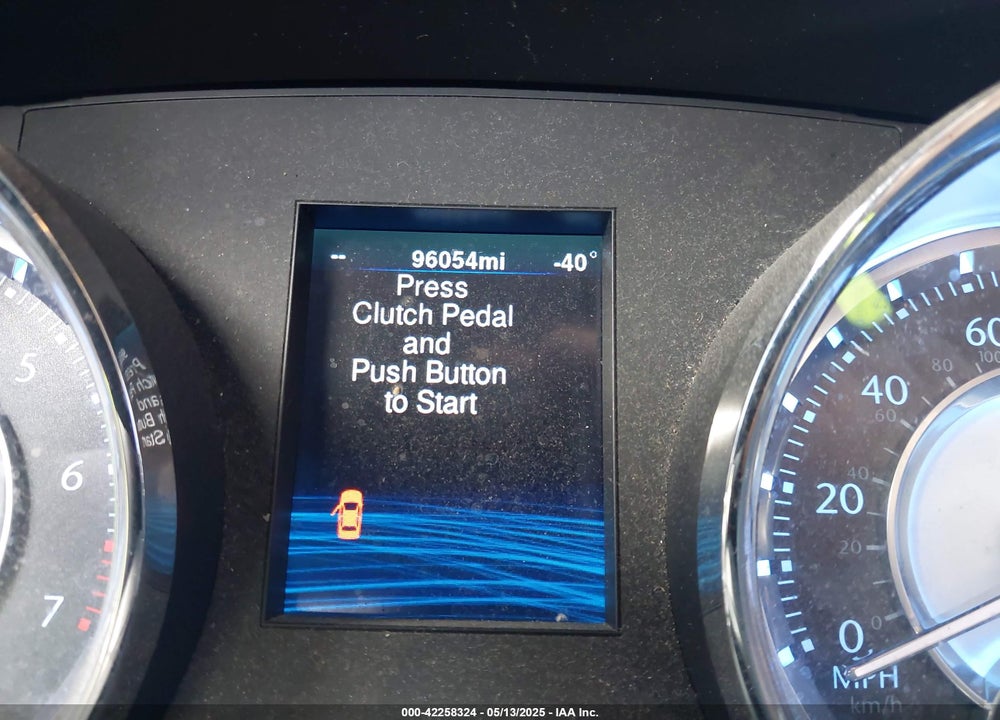 2013 CHRYSLER 300 MOTOWN VIN: 2C3CCAAG3DH528949