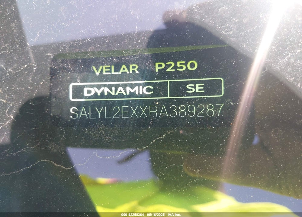 2024 LAND ROVER RANGE ROVER VELAR VIN: SALYL2EXXRA389287