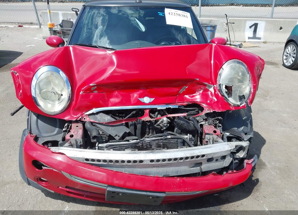 2007 MINI COOPER VIN: WMWRF335X7TG16764