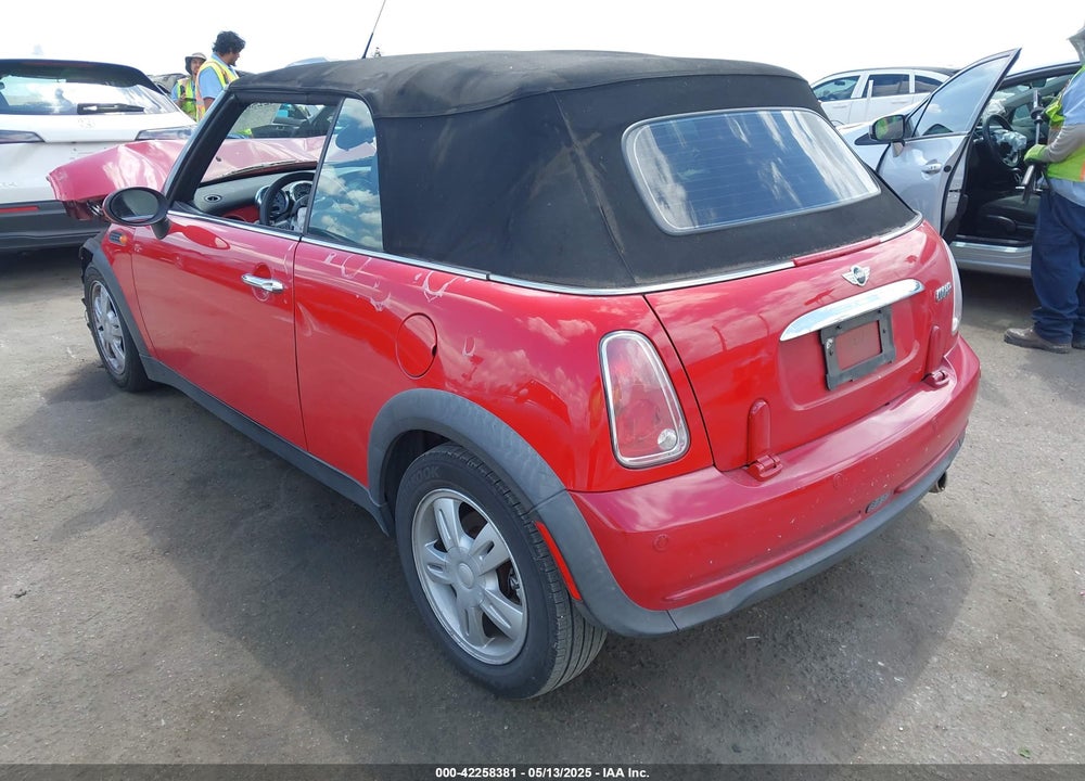 2007 MINI COOPER VIN: WMWRF335X7TG16764