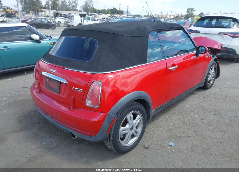 2007 MINI COOPER VIN: WMWRF335X7TG16764