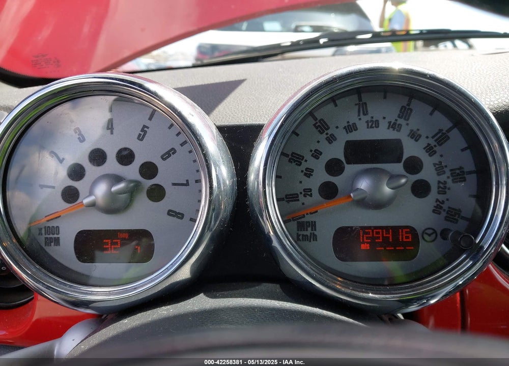 2007 MINI COOPER VIN: WMWRF335X7TG16764