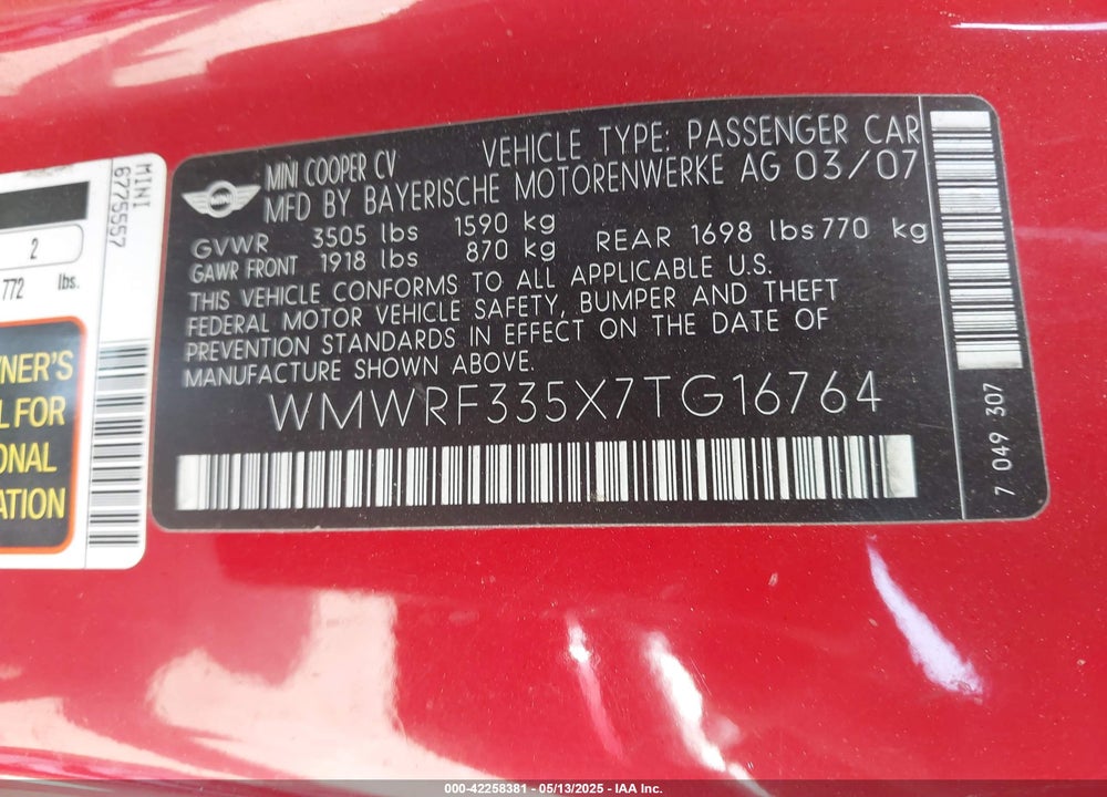2007 MINI COOPER VIN: WMWRF335X7TG16764