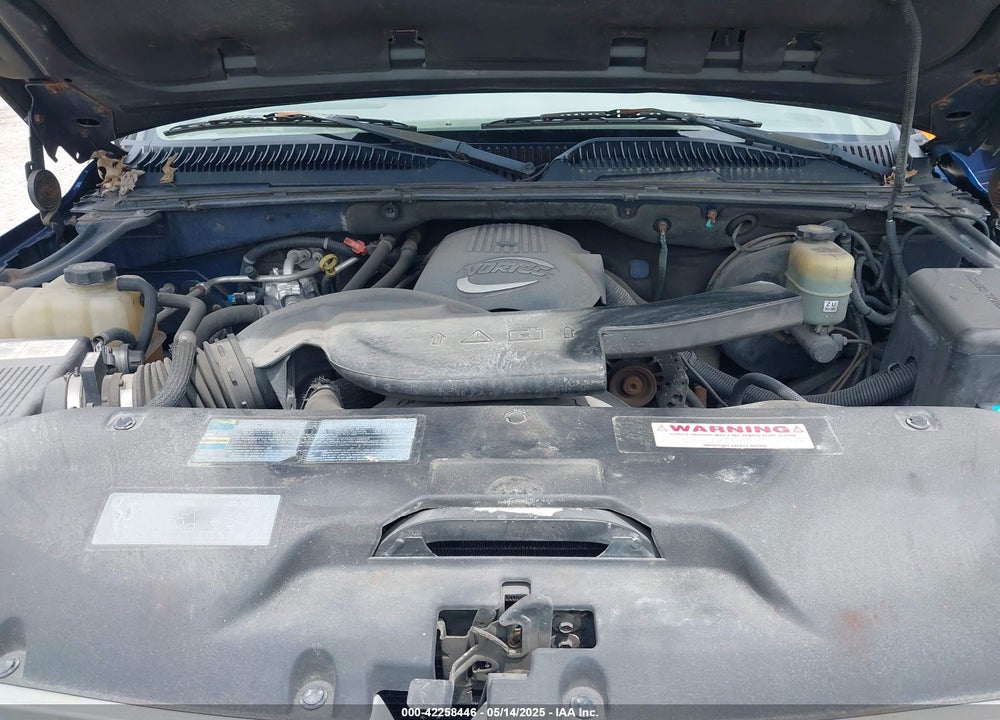 2002 CHEVROLET TAHOE LS VIN: 1GNEC13Z52R284289