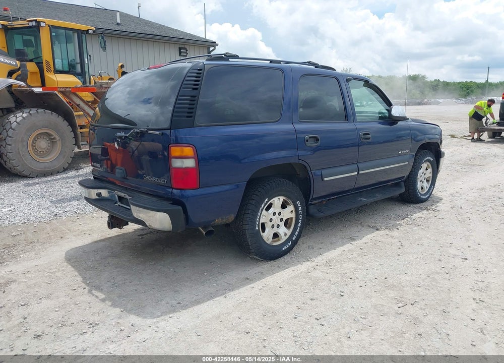 2002 CHEVROLET TAHOE LS VIN: 1GNEC13Z52R284289