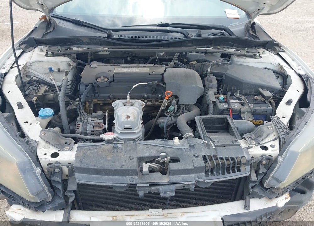 2013 HONDA ACCORD VIN: 1HGCR2F80DA092112