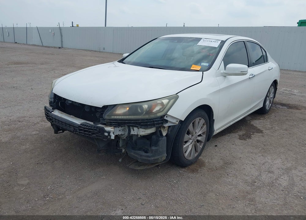 2013 HONDA ACCORD VIN: 1HGCR2F80DA092112