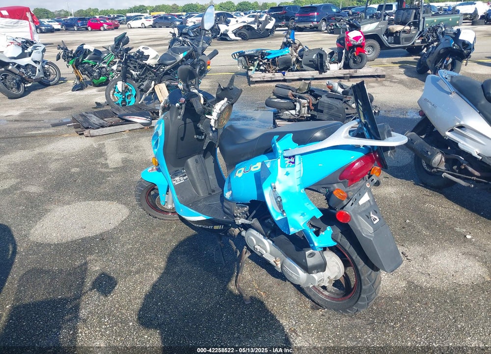 2022 YIBEN 8 SERIES VIN: LYDY8TBB7N1500155