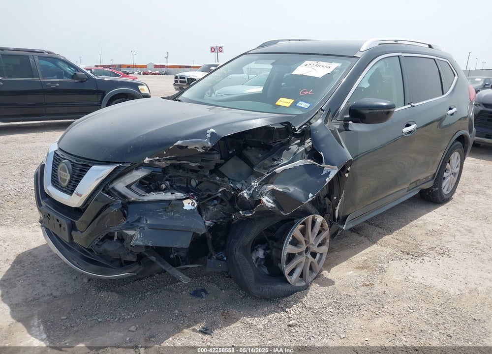 2018 NISSAN ROGUE SV VIN: JN8AT2MV5JW346058