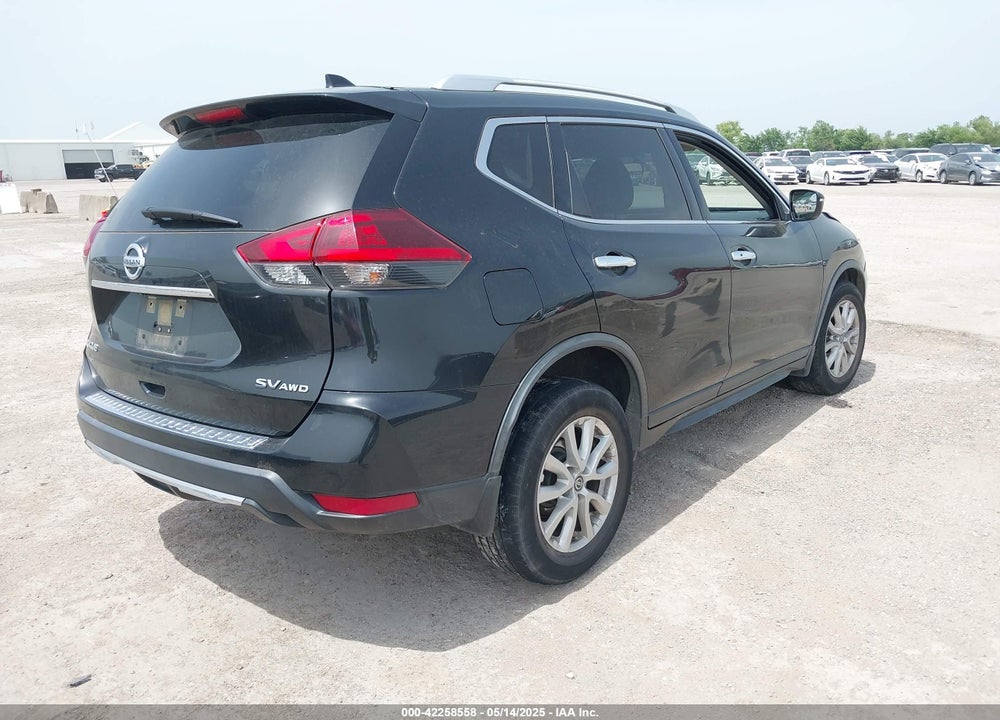 2018 NISSAN ROGUE SV VIN: JN8AT2MV5JW346058