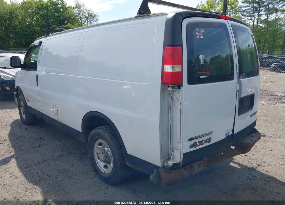 2006 CHEVROLET EXPRESS WORK VAN VIN: 1GCHG352X61171450