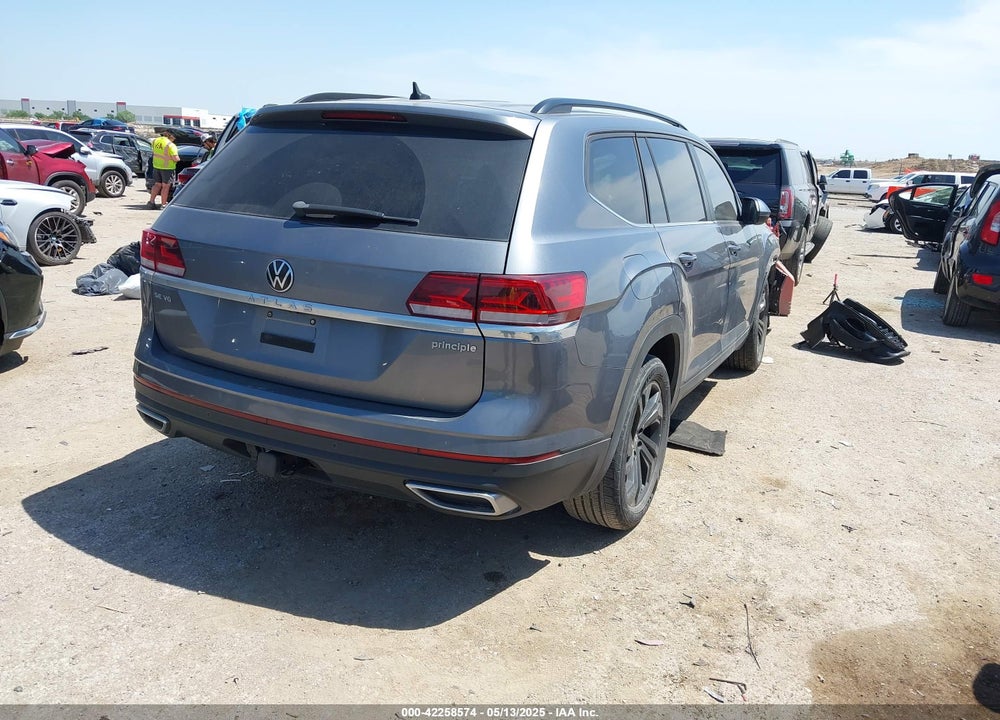 2022 VOLKSWAGEN ATLAS VIN: 1V2JR2CA2NC539640