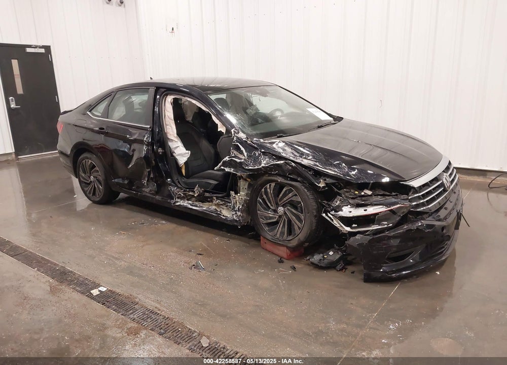 2019 VOLKSWAGEN JETTA 1.4T SEL PREMIUM VIN: 3VWG57BU9KM005512