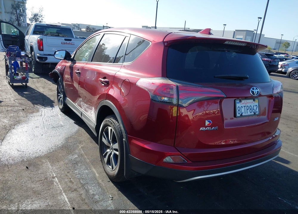 2018 TOYOTA RAV4 VIN: JTMWFREV6JD117500