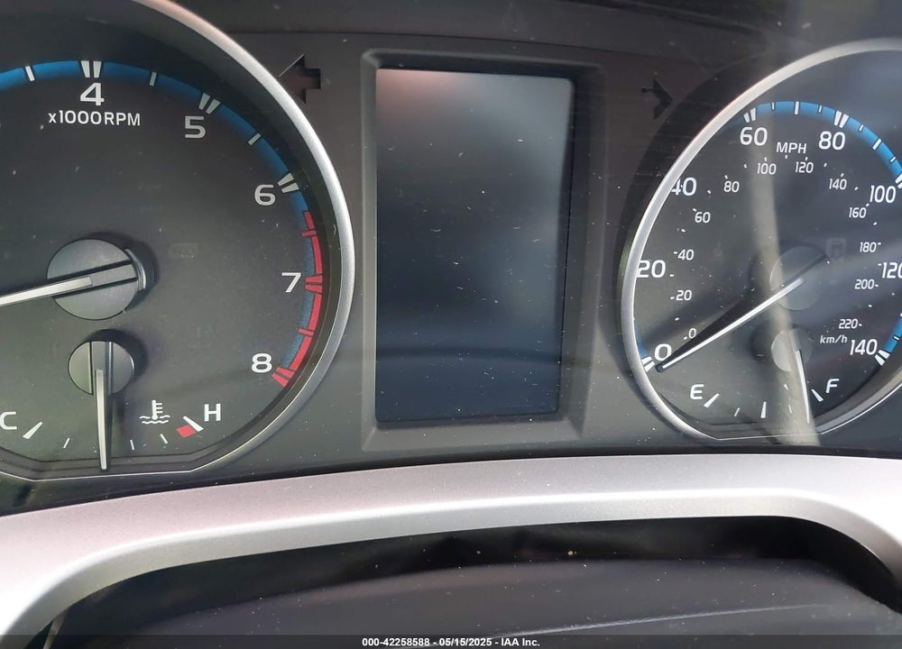 2018 TOYOTA RAV4 VIN: JTMWFREV6JD117500