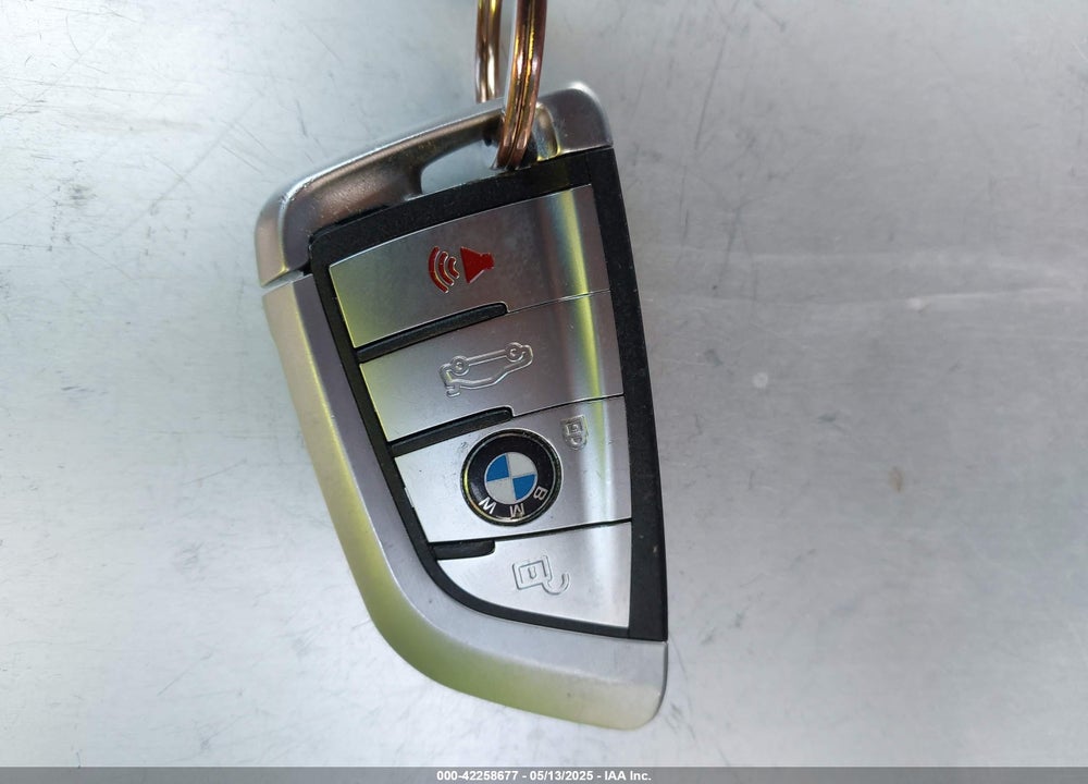2017 BMW X5 VIN: 5UXKR0C53H0U50659