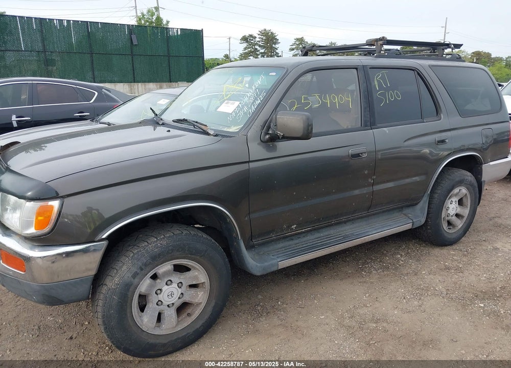 1996 TOYOTA 4RUNNER SR5 VIN: JT3HN86R7T0004953