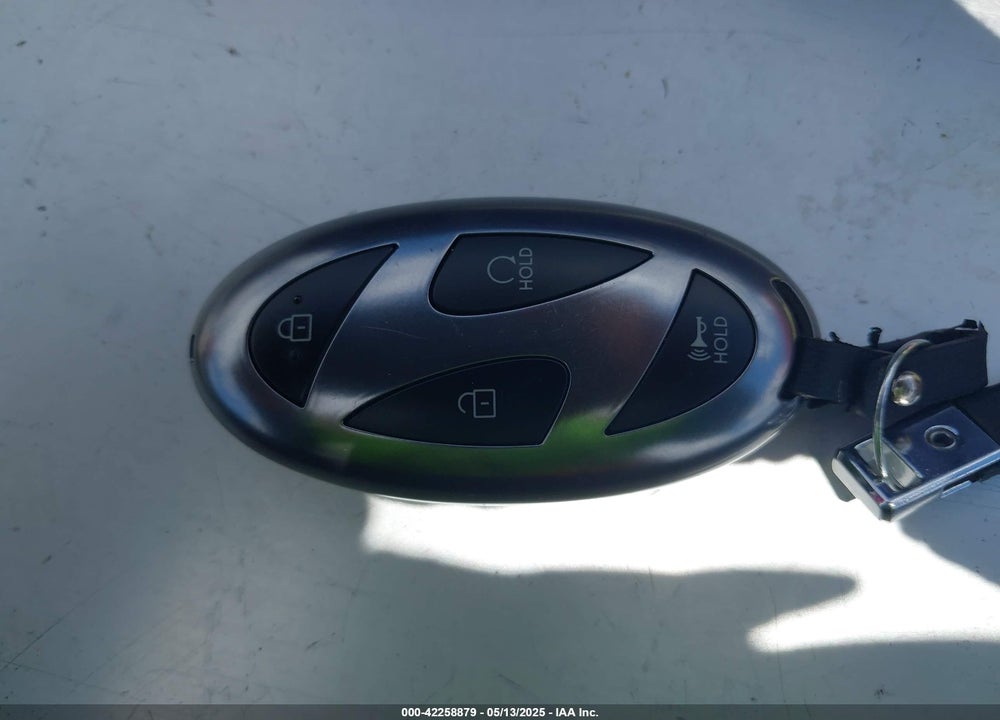2025 HYUNDAI TUCSON VIN: 5NMJA3DE2SH516176
