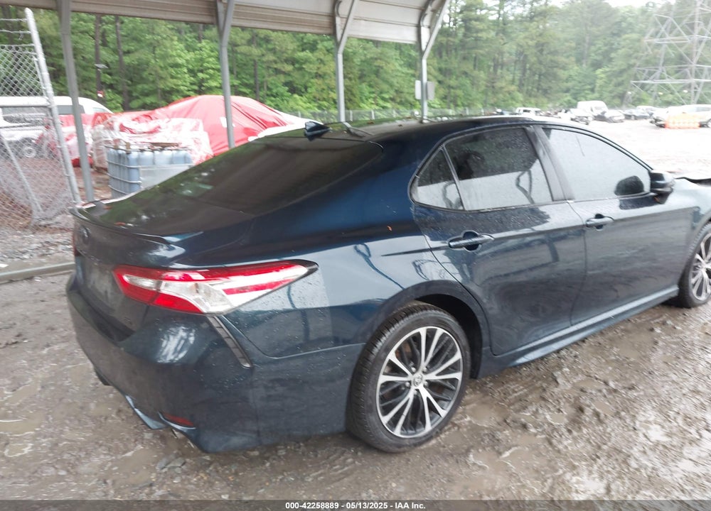 2020 TOYOTA CAMRY SE VIN: 4T1G11AK9LU979477