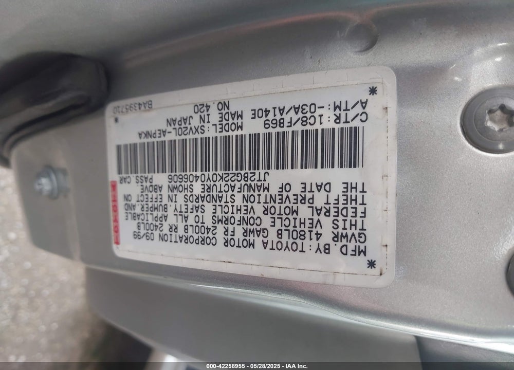 2000 TOYOTA CAMRY LE VIN: JT2BG22K0Y0406606