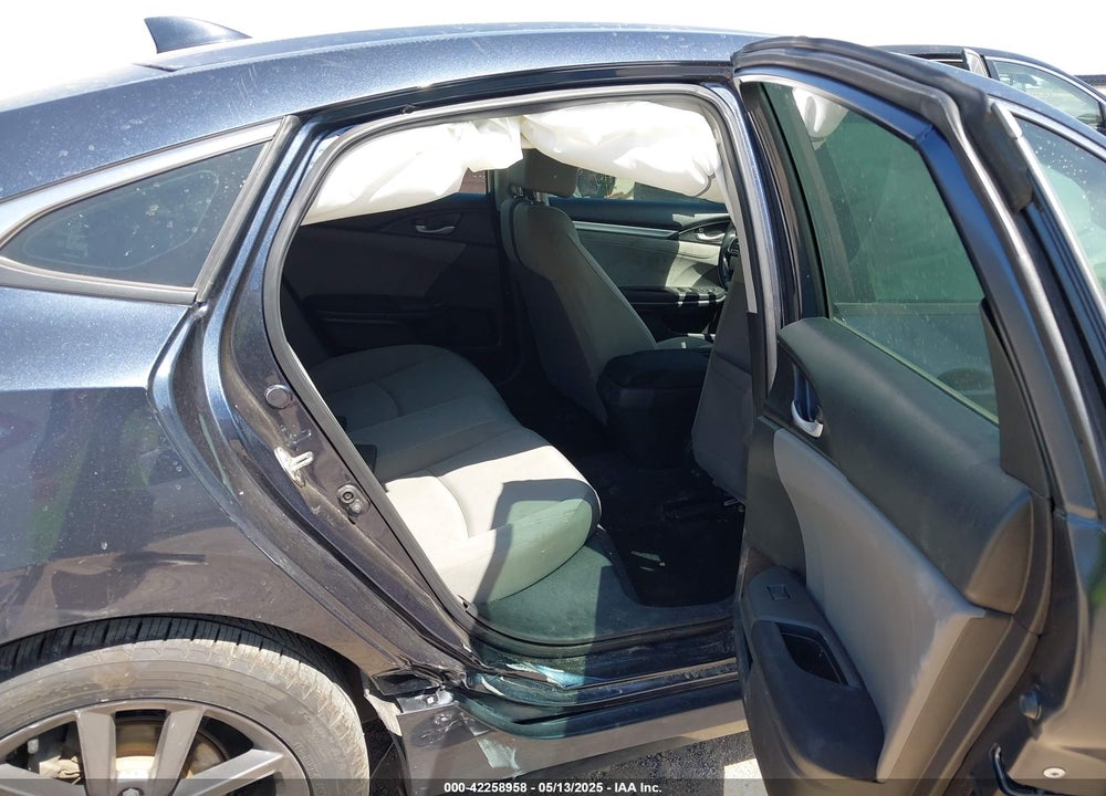 2019 HONDA CIVIC VIN: 19XFC1F37KE001388