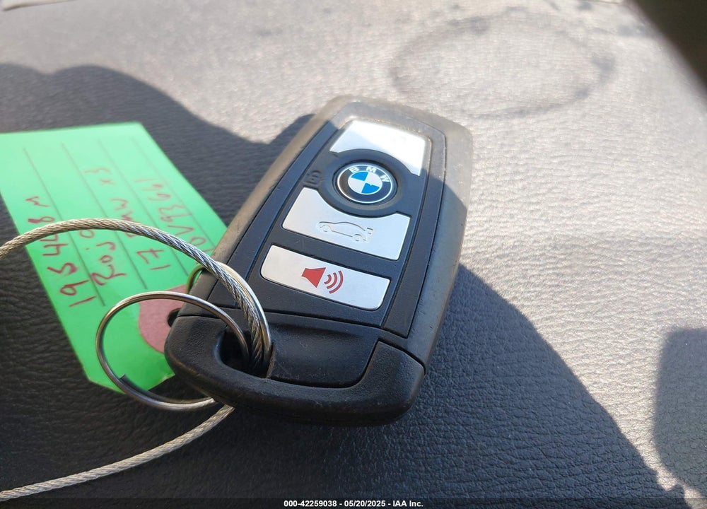 2017 BMW X3 VIN: 5UXWZ7C32H0V93661
