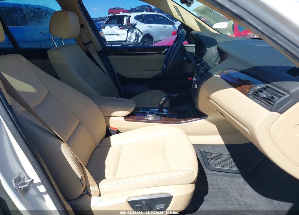 2017 BMW X3 VIN: 5UXWZ7C32H0V93661