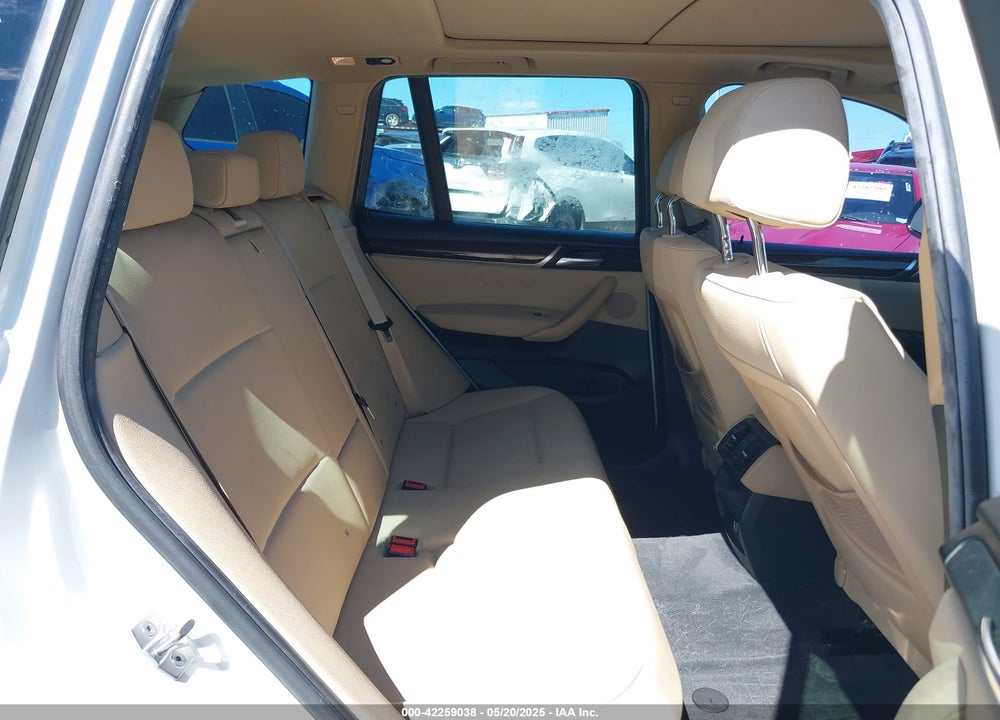 2017 BMW X3 VIN: 5UXWZ7C32H0V93661