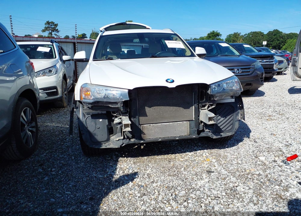 2017 BMW X3 VIN: 5UXWZ7C32H0V93661