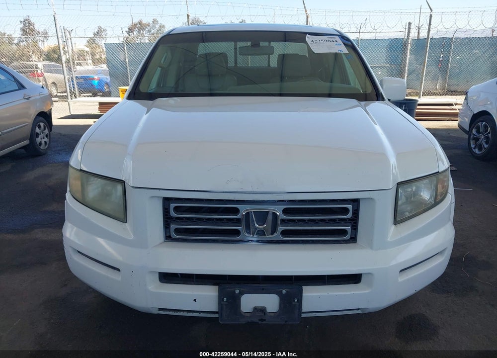 2008 HONDA RIDGELINE RTL VIN: 2HJYK16548H515186
