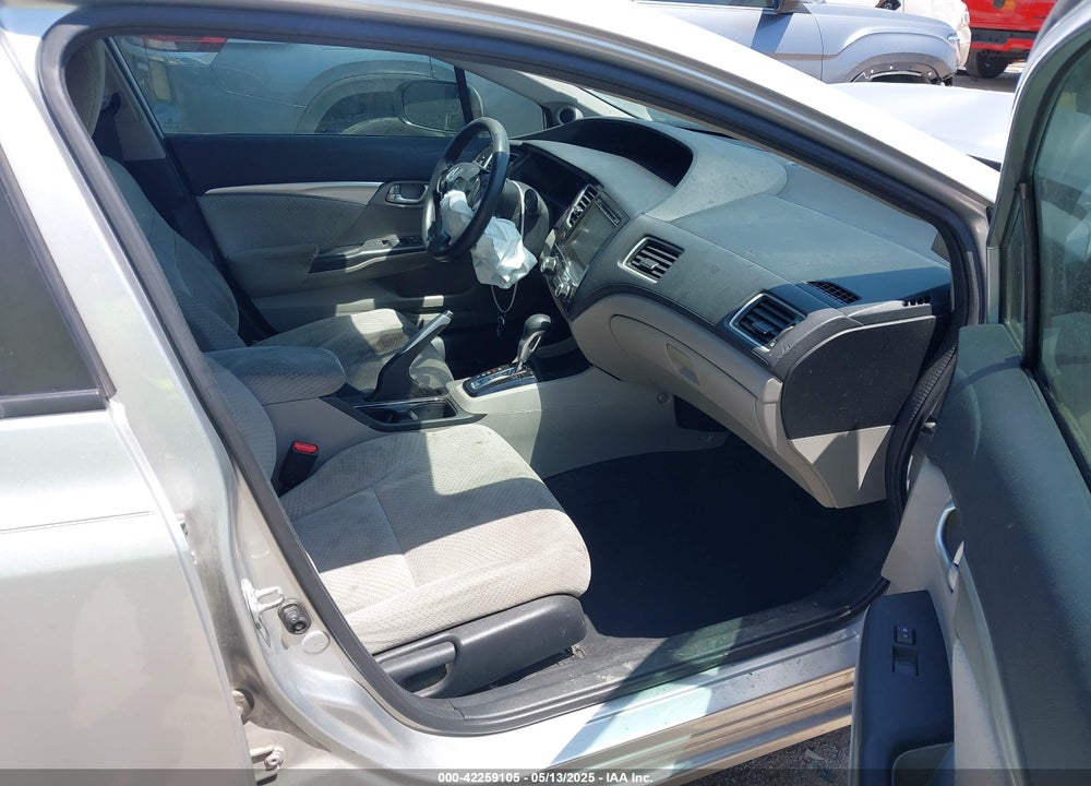 2014 HONDA CIVIC HYBRID VIN: 19XFB4F24EE000246