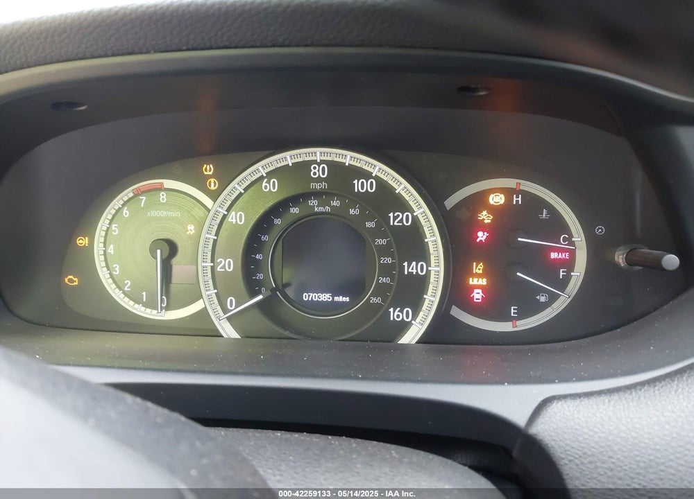 2017 HONDA ACCORD VIN: 1HGCR3F92HA039397