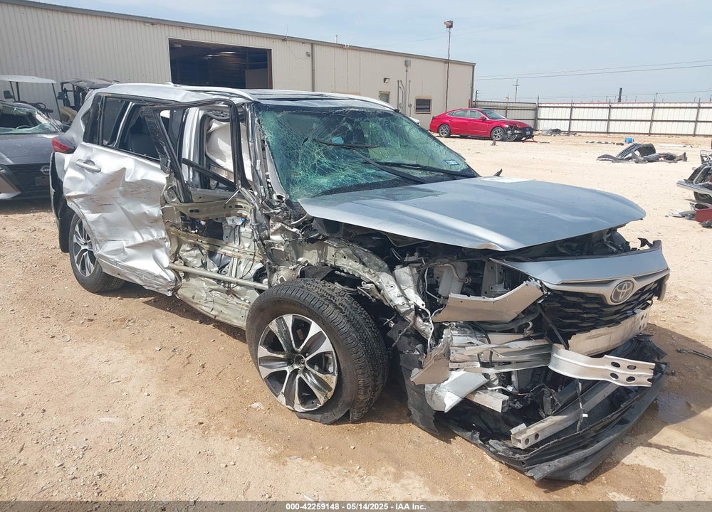 2022 TOYOTA HIGHLANDER HYBRID XLE VIN: 5TDGARAH9NS515975