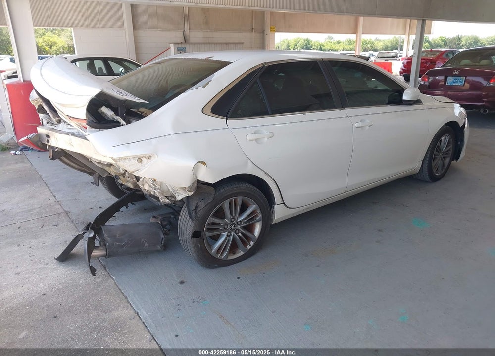 2015 TOYOTA CAMRY SE VIN: 4T1BF1FKXFU091751