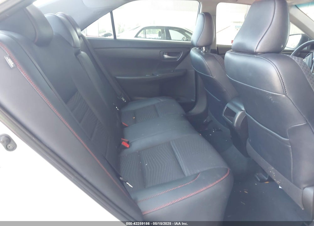 2015 TOYOTA CAMRY SE VIN: 4T1BF1FKXFU091751