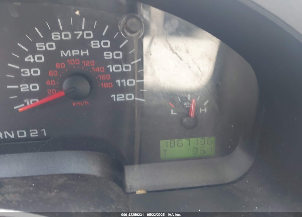 2007 FORD F-150 STX/XL/XLT VIN: 1FTRX12W37KD27646