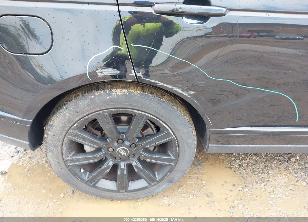 2015 LAND ROVER RANGE ROVER VIN: SALGS2VF8FA214859