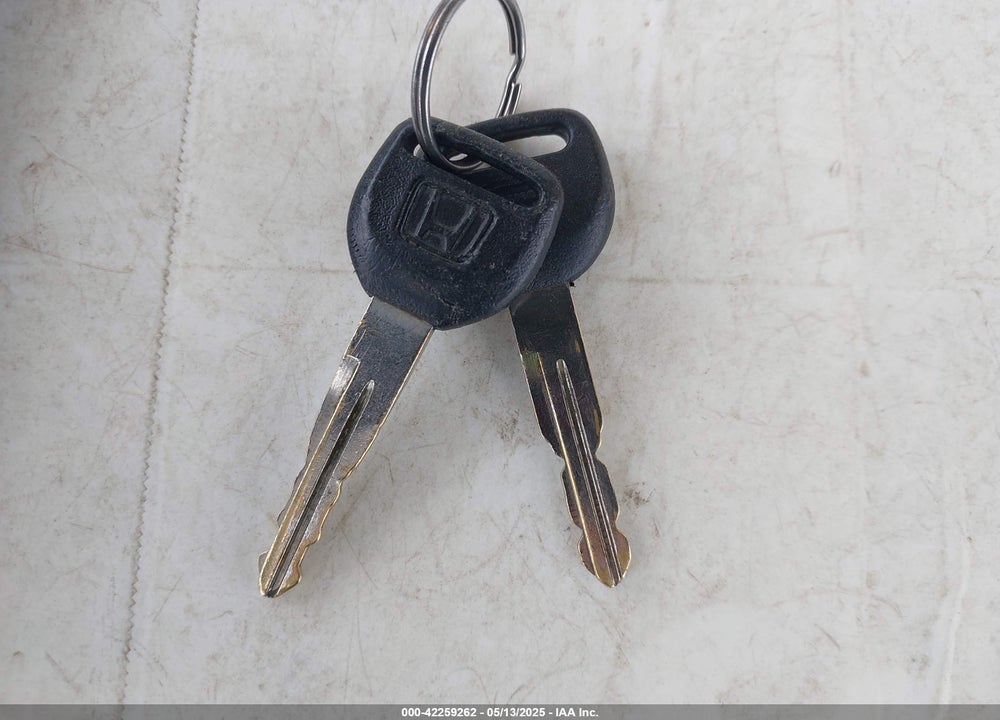 1997 HONDA ACCORD EX V6 VIN: 1HGCE6670VA004753
