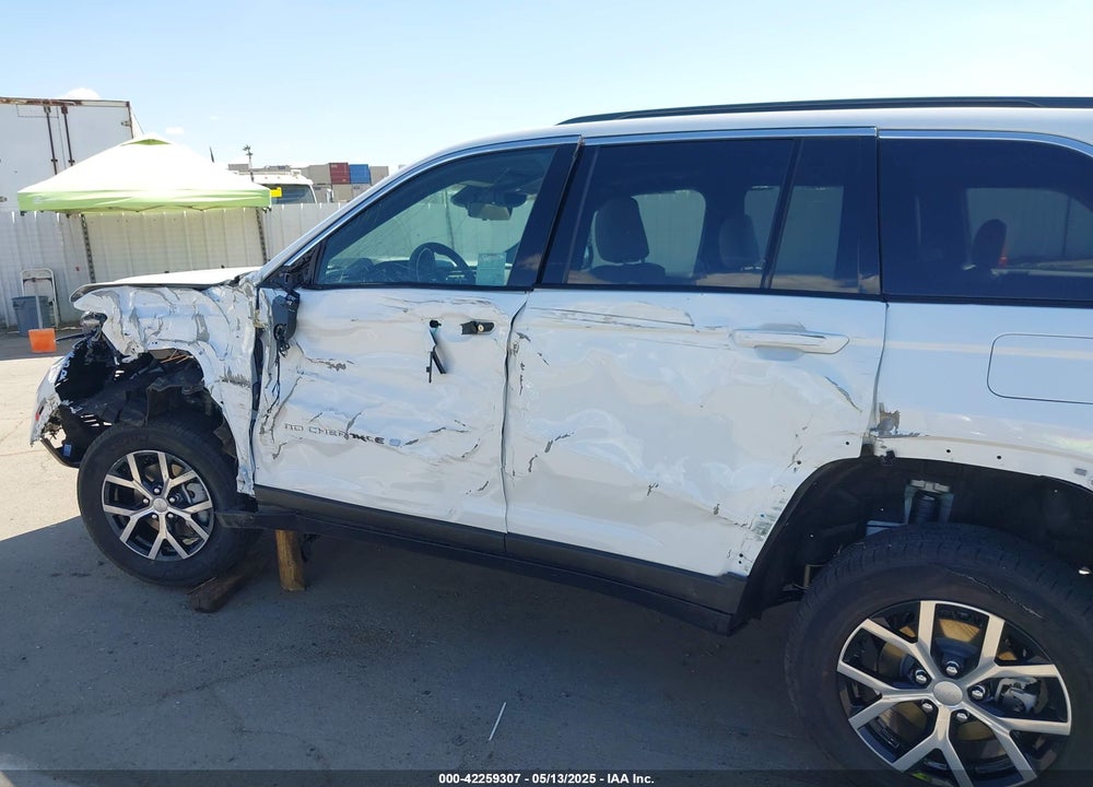 2025 JEEP GRAND CHEROKEE VIN: 1C4RJHBG3SC311453