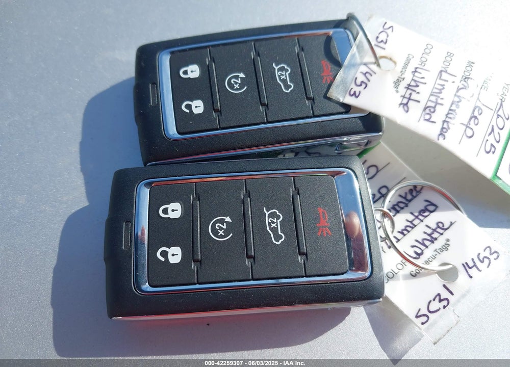 2025 JEEP GRAND CHEROKEE VIN: 1C4RJHBG3SC311453