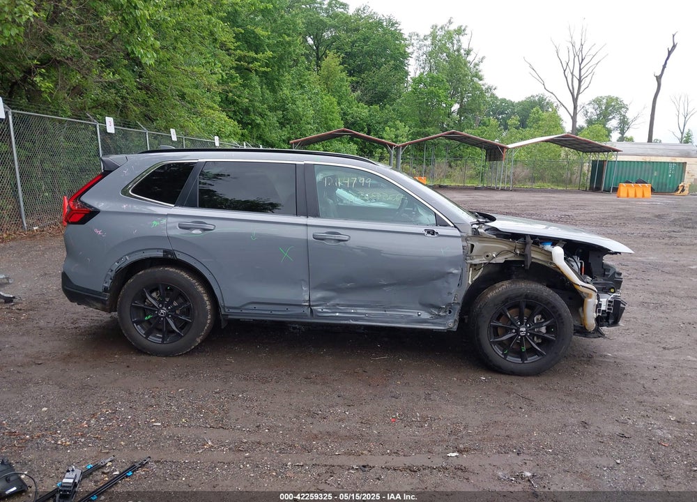 2025 HONDA CR-V HYBRID VIN: 5J6RS6H82SL020650