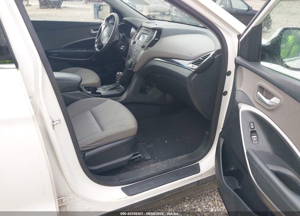 2016 HYUNDAI SANTA FE VIN: KM8SMDHF4GU144534