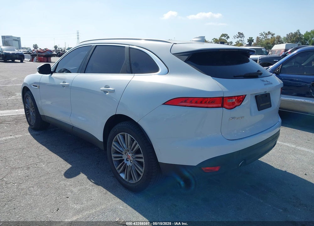 2018 JAGUAR F-PACE 35T PORTFOLIO VIN: SADCN2EV5JA241020