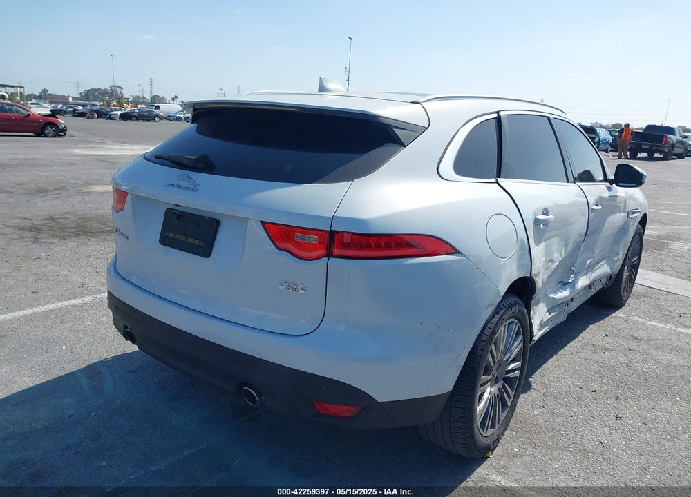 2018 JAGUAR F-PACE 35T PORTFOLIO VIN: SADCN2EV5JA241020
